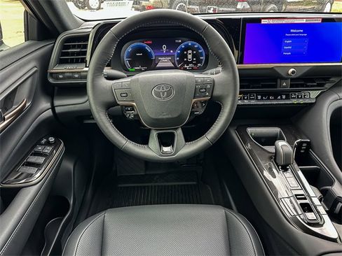 New 2026 Toyota Crown XLE image 16