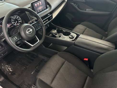 Used 2024 Nissan Rogue SV AWD/4WD image 10