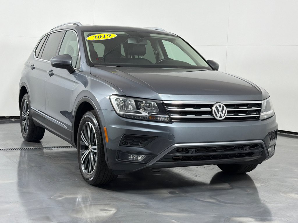 Used 2019 Volkswagen Tiguan SEL FWD image 3
