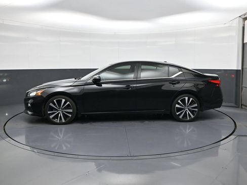 Used 2022 Nissan Altima 2.5 SR FWD image 4