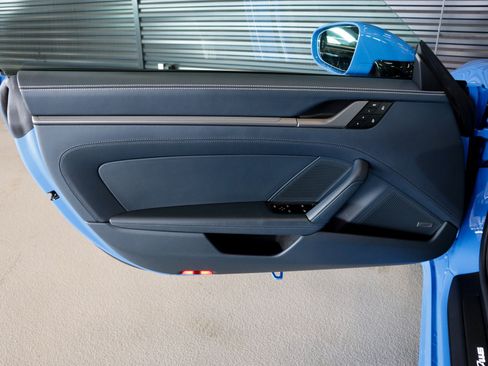 Certified 2022 Porsche 911 Targa 4S AWD/4WD image 26