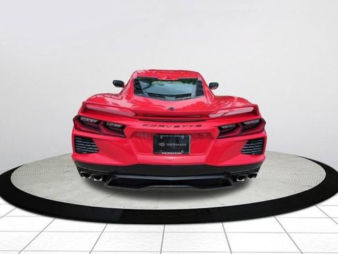 Used 2021 Chevrolet Corvette Stingray Preferred Cpe w/ Z51 Performance Package RWD image 4