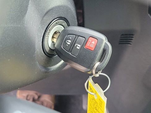 Used 2016 Toyota Prius C Two image 33