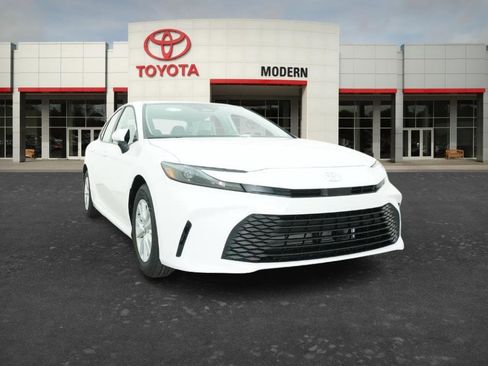 New 2026 Toyota Camry LE FWD image 22