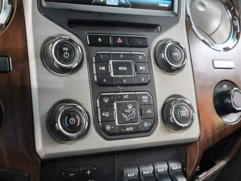 Used 2016 Ford F250 Lariat w/ Chrome Package image 23