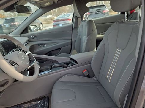 New 2026 Hyundai Elantra Sport FWD image 25