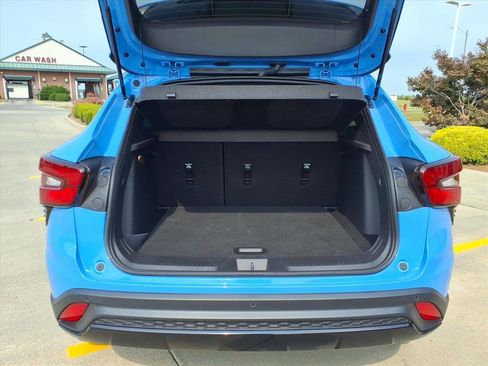 Used 2024 Chevrolet Trax RS w/ Sunroof Package image 24