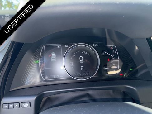Used 2025 Lexus ES 300h w/ Premium Package FWD image 17