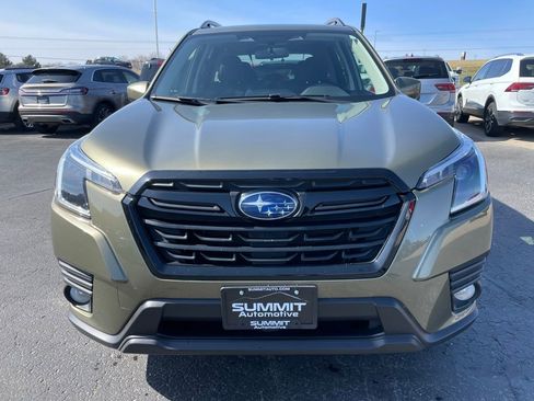 Used 2022 Subaru Forester Premium AWD/4WD image 29