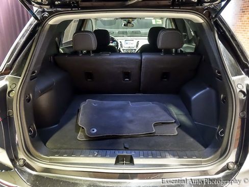 Used 2021 Chevrolet Equinox LS w/ LS Convenience Package FWD image 23