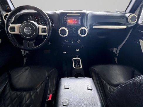 Used 2015 Jeep Wrangler Unlimited Sport w/ Quick Order Package 24S AWD/4WD image 16