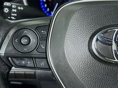 Used 2022 Toyota Corolla XLE image 13