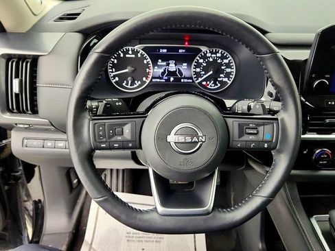 Used 2023 Nissan Pathfinder SL w/ SL Premium Package AWD/4WD image 13