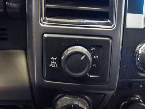 Used 2017 Ford F150 XLT w/ Equipment Group 302A Luxury image 21