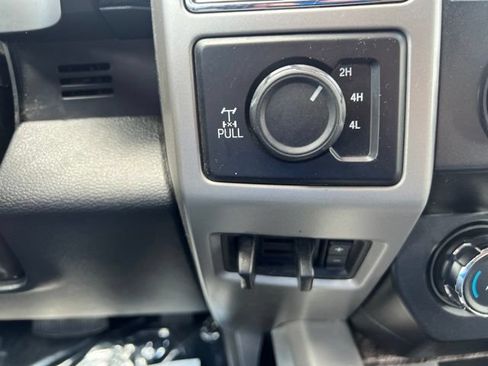 Used 2019 Ford F350 Lariat AWD/4WD image 27