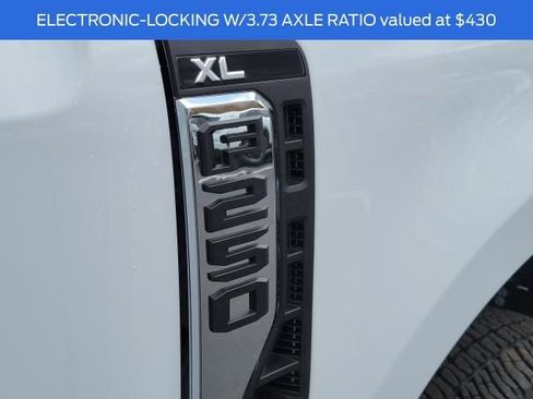 New 2026 Ford F250 XL w/ FX4 Off-Road Package image 11