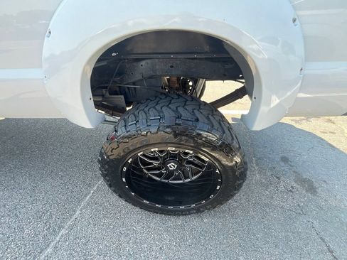 Used 2015 Ford F350 Lariat w/ Chrome Package AWD/4WD image 8