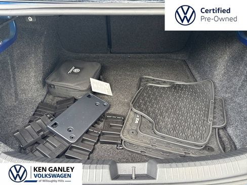 Used 2022 Volkswagen Jetta Sport FWD image 27