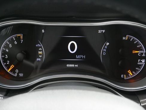 Used 2018 Jeep Grand Cherokee Limited image 31