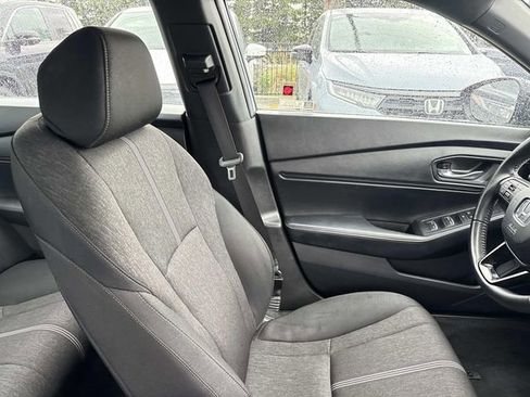 Used 2023 Honda Accord Sport image 11