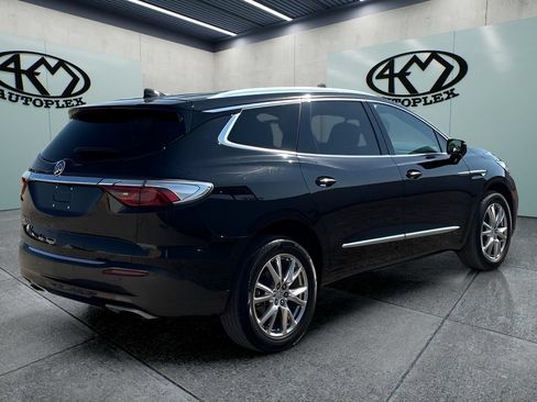 Used 2023 Buick Enclave Essence w/ Experience Buick Package FWD image 3