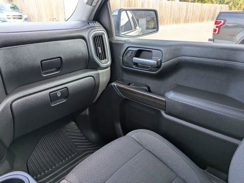 Used 2021 Chevrolet Silverado 1500 LT RWD image 17