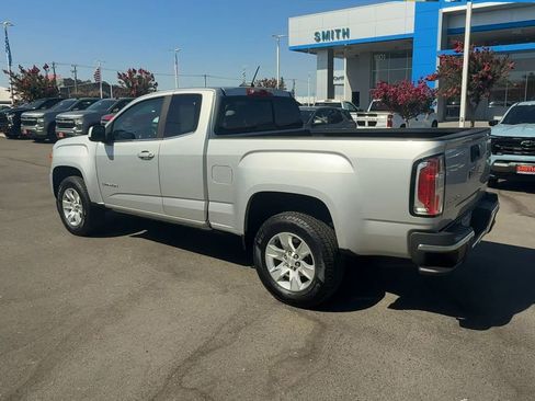 Used 2017 GMC Canyon SLE w/ SLE Convenience Package image 5