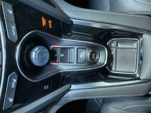 Certified 2025 Acura RDX SH-AWD image 17