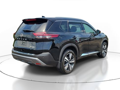 Certified 2023 Nissan Rogue SL w/ SL Premium Package AWD/4WD image 4