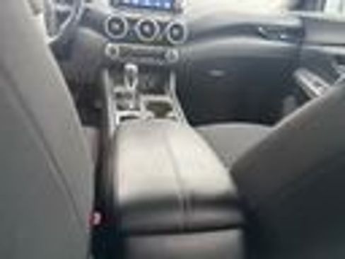 Used 2022 Nissan Sentra SV image 17