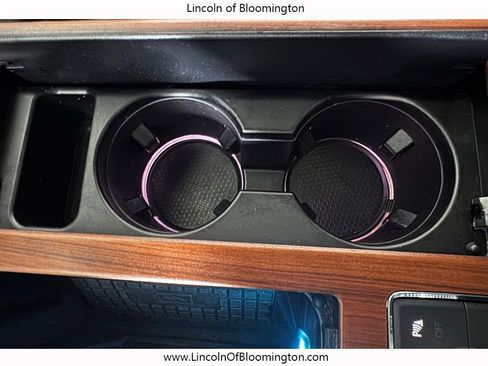 Used 2019 Lincoln Navigator Select AWD/4WD image 73