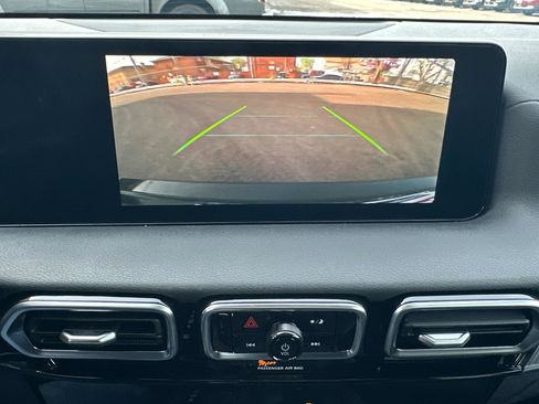 New 2026 Nissan Sentra SV w/ Floor Mat Package FWD image 32