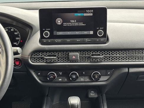 Certified 2024 Honda HR-V Sport image 18