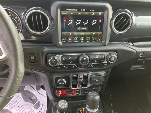 Certified 2023 Jeep Wrangler Unlimited Rubicon 392 w/ Trailer Tow Package image 18