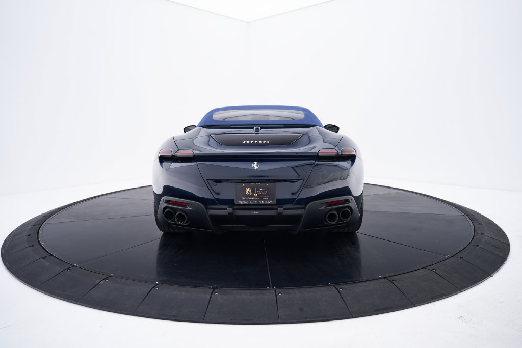 Used 2025 Ferrari Roma Spider RWD image 17