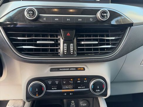 Used 2024 Ford Escape Active image 20