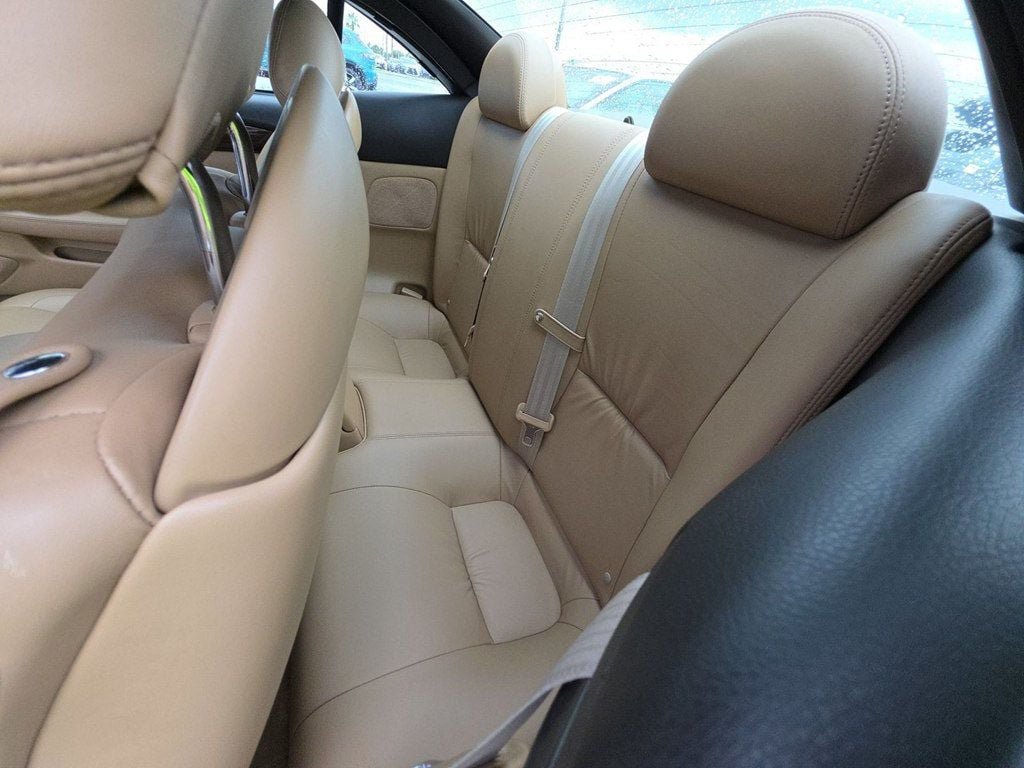 Used 2006 Lexus SC 430 Convertible w/ Preferred Accessory Pkg RWD image 11