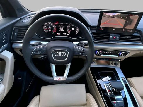 Used 2024 Audi Q5 2.0T Prestige AWD/4WD image 6