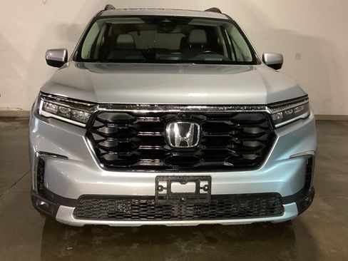 Used 2023 Honda Pilot Elite image 22