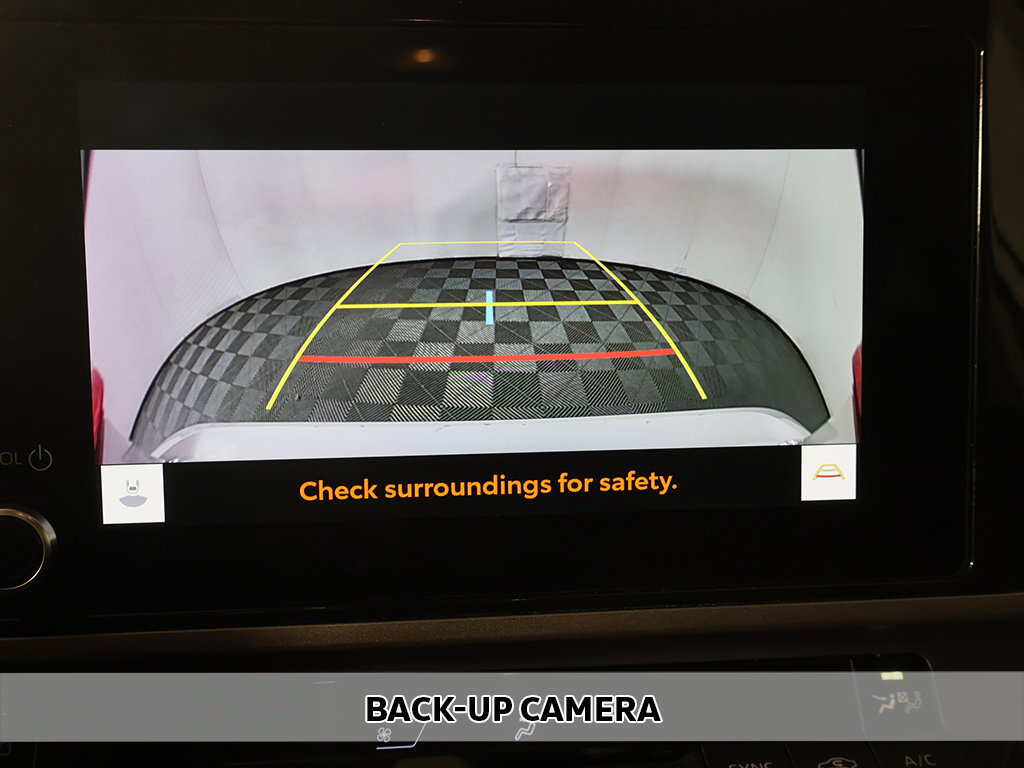 Used 2025 Toyota Camry LE FWD image 6