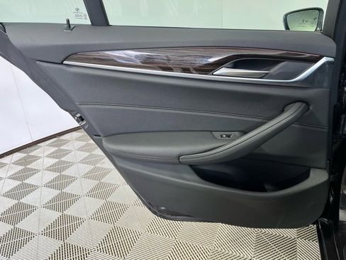 Used 2022 BMW 530i xDrive image 20
