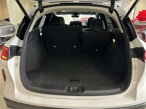 New 2025 INFINITI QX50 Luxe image 12