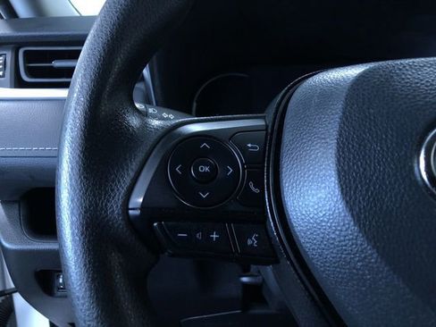 Used 2025 Toyota RAV4 XLE AWD/4WD image 26