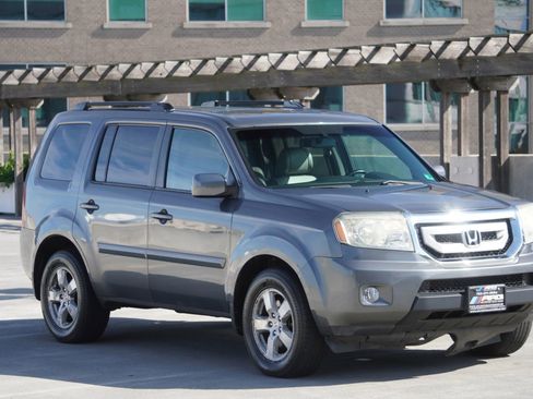 Used 2011 Honda Pilot EX-L image 9