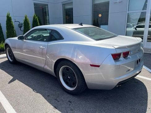 Used 2013 Chevrolet Camaro LS RWD image 3