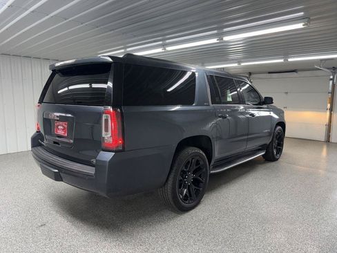 Used 2020 GMC Yukon XL SLT w/ Open Road Package AWD/4WD image 7