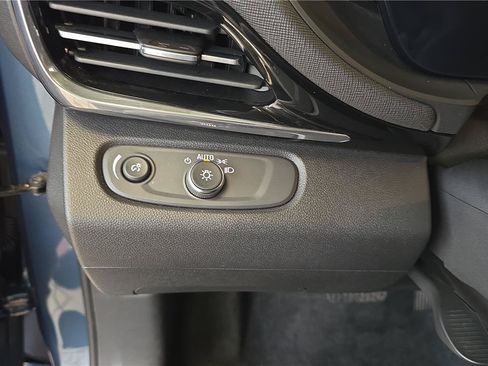 Used 2024 Buick Envista Sport Touring FWD image 26