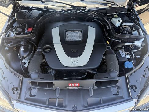 Used 2011 Mercedes-Benz C 300 Sedan image 20