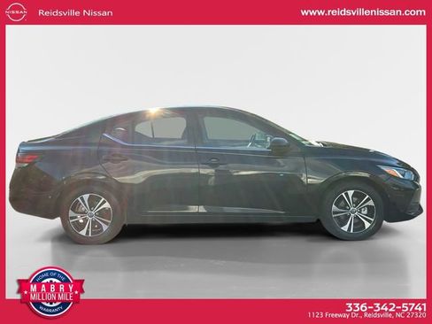 Used 2021 Nissan Sentra SV image 7