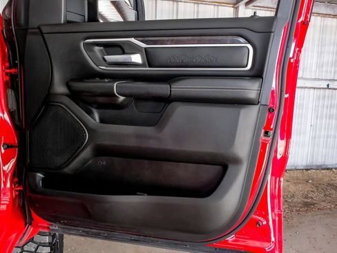 Used 2022 RAM 1500 Big Horn AWD/4WD image 46